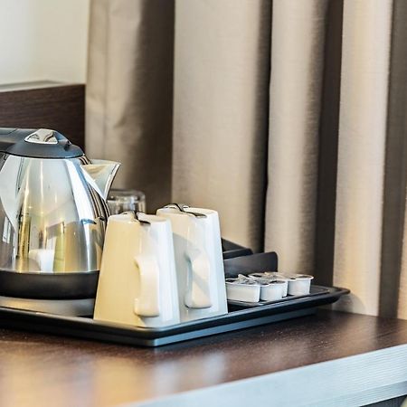 Premier Inn Mannheim City Centre ภายนอก รูปภาพ