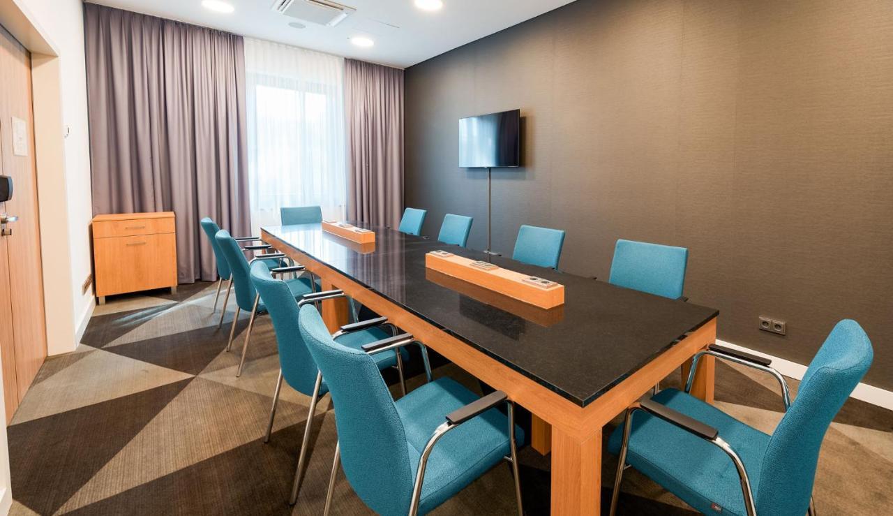 Premier Inn Mannheim City Centre ภายนอก รูปภาพ