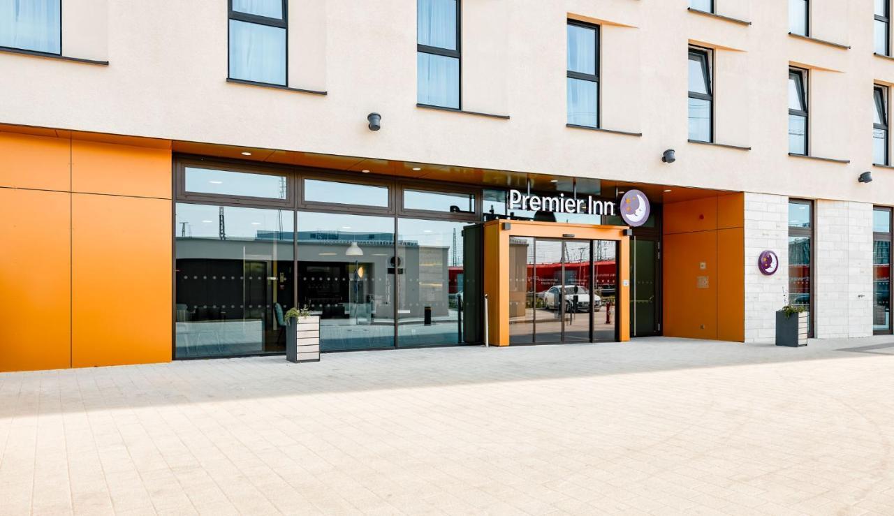 Premier Inn Mannheim City Centre ภายนอก รูปภาพ