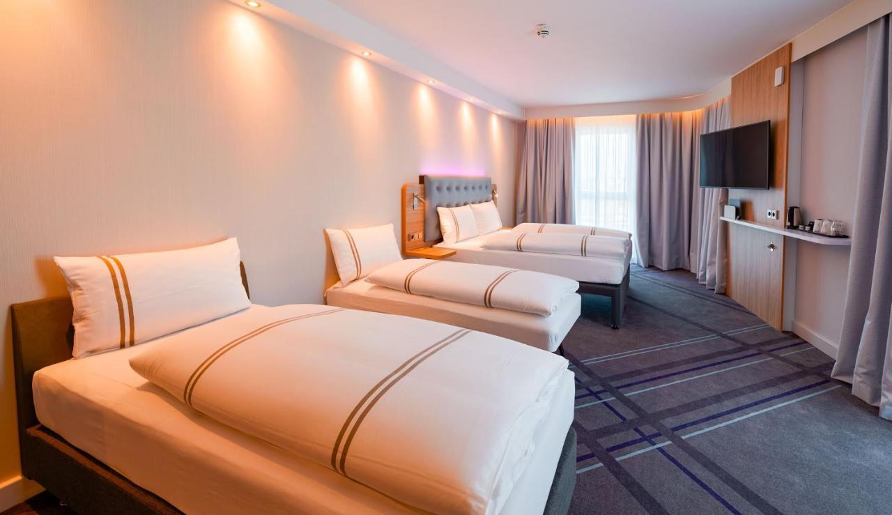 Premier Inn Mannheim City Centre ภายนอก รูปภาพ