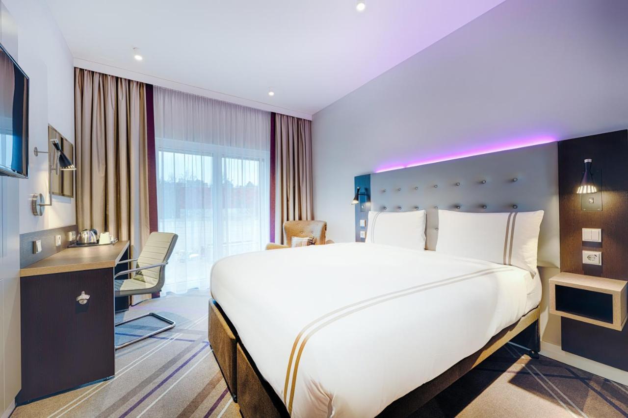 Premier Inn Mannheim City Centre ภายนอก รูปภาพ